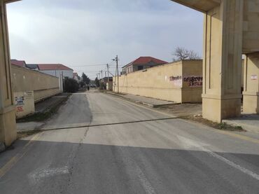 buzovna heyet evi: Buzovna qəsəbəsində, Buzovnadan Mərdəkan dairəsinə gedəndə 2-ci yeni