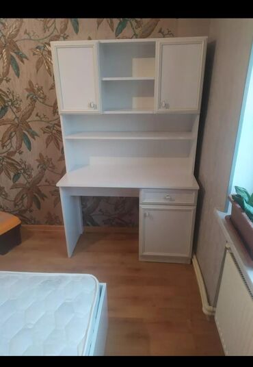 Sifarişlə kompyuter masaları: Düz masa, Polkalı, Siyirməli, Azərbaycan, Sadə laminat, Zəmanətli, Kredit yoxdur — 15