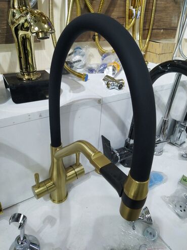 metbex ucun isiqlar: Mətbəx üçün elastik şlanqlı qarışdırıcı kran - Rəng və material: mat