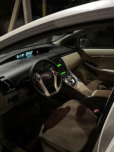 тойота аккорд: Toyota Prius: 2010 г., 1.8 л, Автомат, Гибрид, Хэтчбэк — 9