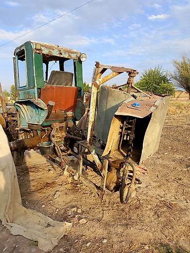 эвакуатр ош: 🚜 Оден Т-28 — 300 000 сом СРОЧНО САТЫЛАТ! 🚜 Оден Т-28 трактору — 3