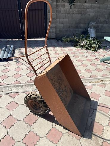 Садово-строительная тачка и тележка, Стальная, Двухколесная, Б/у, В розницу