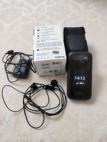 nokia 105: Nokia 2760 Flip, < 2 ГБ, цвет - Черный, Кнопочный