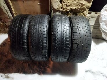 Шины: Шины 205 / 65 / R 16, Зима, Б/у, Комплект, Легковые, Япония, Bridgestone