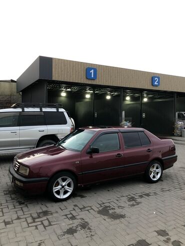 фольксваген вента: Volkswagen Vento: 1994 г., 1.8 л, Механика, Бензин, Седан