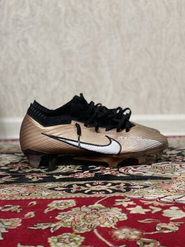 Бутсы: Бутсы air zoom Nike пару раз играл почти как новая ⚽️ 41 размер 26см