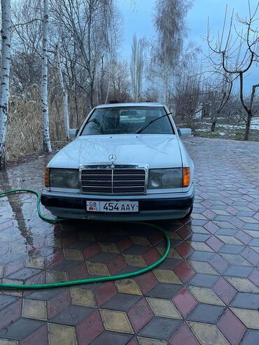 Mercedes-Benz: Mercedes-Benz W124: 1991 г., 2.3 л, Механика, Бензин, Седан — 7
