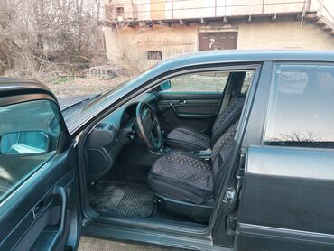 Audi: Audi 100: 1992 г., 2.3 л, Механика, Бензин, Седан — 11