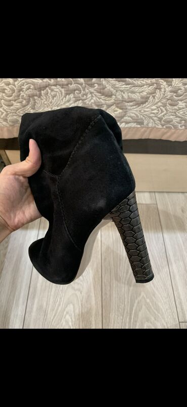 мужские зимняя обувь: Сапоги, 37, цвет - Черный, Sasha Fabiani