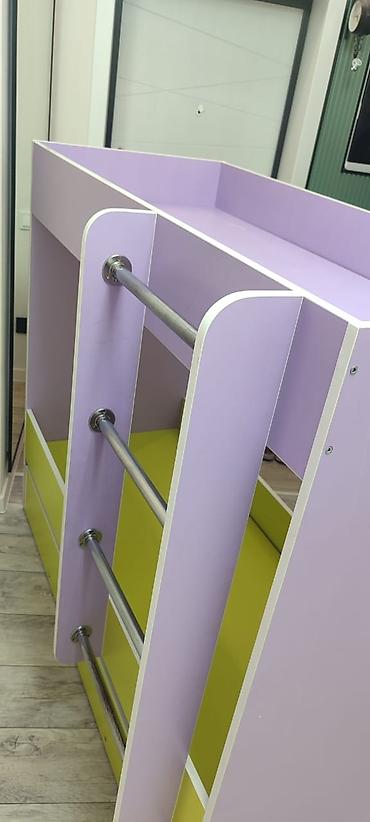 bunk bed: Детская двухъярусная кровать-компакт - Конструкция: два спальных — 4