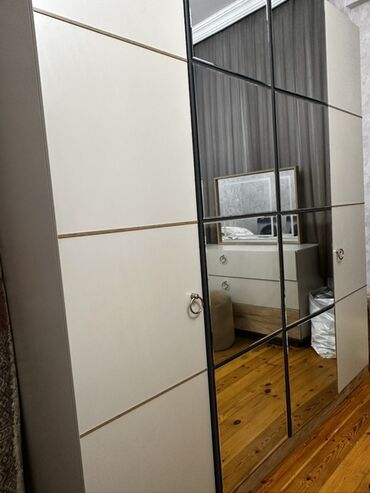 Komodlar: İşlənmiş, Güzgülü, Türkiyə — 16