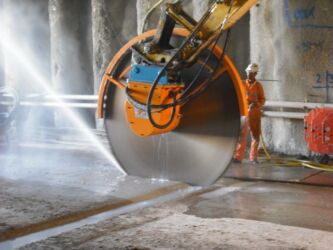 Beton işləri: #Betonkesme #betondeşmə Beton kubik kərpic - dən kəsim deşim — 9