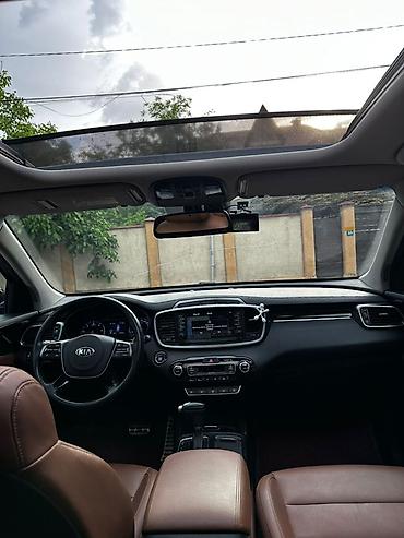 Kia: Kia Sorento: 2019 г., Кроссовер — 17