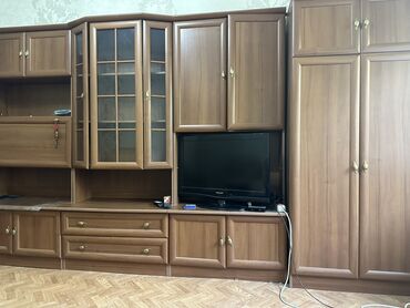 стенка мебель: Гарнитур для зала, ДСП, цвет - Коричневый