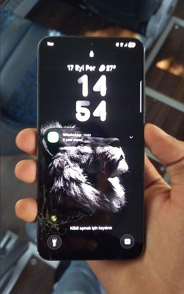 Samsung Galaxy S22 Plus, 256 GB, rəng - Qara, Qırıq lalafo.az -da Samsung Galaxy S22 Plus, 256 GB, rəng - Qara, Qırıq