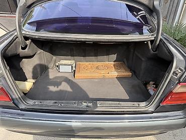 avtomobil kompressor ustasi: Mercedes-Benz E 220: 2.2 l | 2001 il Sedan — 5