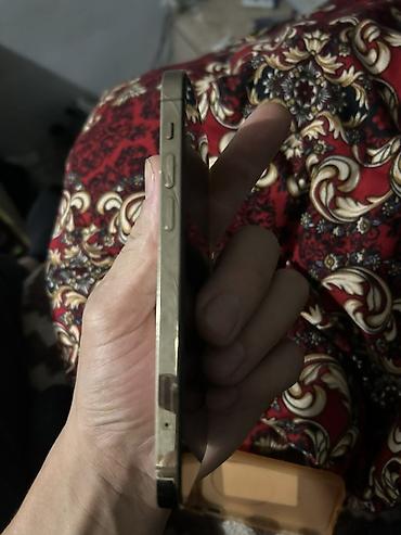 Apple iPhone: IPhone (серия с плоскими гранями, цвет Gold, корпус из нержавеющей — 4