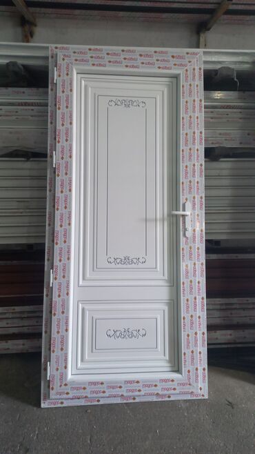 Plastik qapılar: Yeni Plastik qapı Zamok və çərçivə ilə, Zəmanətli, Pulsuz quraşdırma, Rayonlara çatdırılma, Pulsuz çatdırılma, Ödənişli çatdırılma — 3