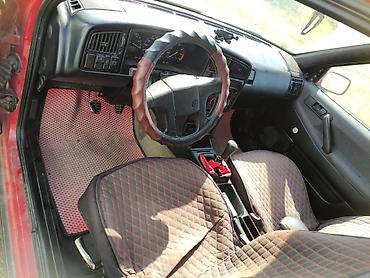 полик 5 д: Volkswagen Passat: 1992 г., 1.8 л, Механика, Седан — 4