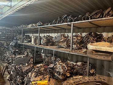 Другие автозапчасти: Бмв Х5 е53 Передняя пластмассовая часть. Привозные в идеале и все at lalafo.kg — 27 Другие автозапчасти: Бмв Х5 е53 Передняя пластмассовая часть. Привозные в идеале и все — 27