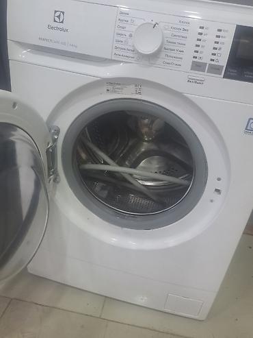 Бытовая техника: Стиральная машина Electrolux, 6 кг, Б/у, Автомат, Без сушки, Нет кредита, Бесплатная доставка — 2