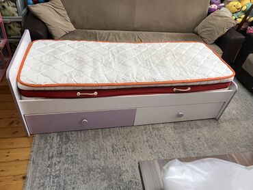 Oğlan və qız üçün, Çarpayı, Bazasız, Matras ilə, Siyirməli