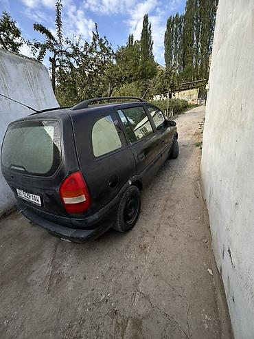 Vauxhall: Opel Zafira: 2000 г., 2.2 л, Кол менен иштөөчү, Бензин, Универсал — 1