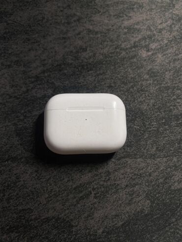 airpods pro не оригинал: Вакуумные, Apple, Б/у, Беспроводные (Bluetooth), Классические