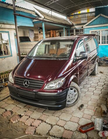 Mercedes-Benz: Mercedes-Benz Viano: 2005 г., 2.2 л, Механика, Дизель, Минивэн