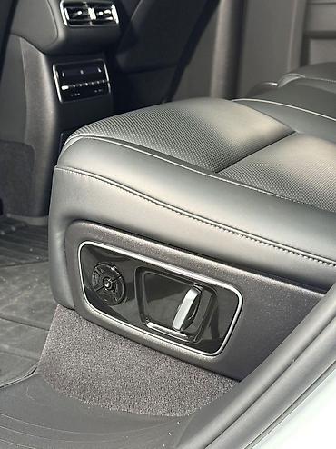 Lixiang: Lixiang L7: 2023 г., Кроссовер — 8