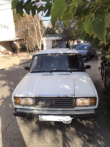 tap az vaz 2107: VAZ 2107, ağ rəng, sedan gövdə. Texniki xüsusiyyətlər: - Ön təkərli — 2