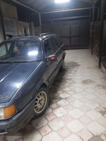 Volkswagen: Volkswagen Passat: 1993 г., 0.2 л, Механика, Бензин, Универсал
