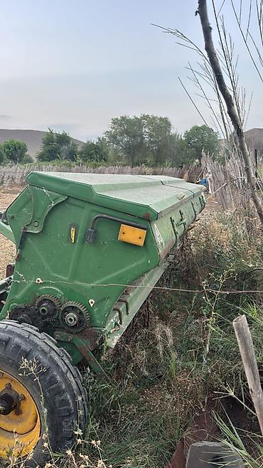 gəncə traktor: Işlək vəziyyətdə selka qiymeti 2200m selka fizulidədi fikri ciddi — 4