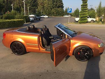 Audi: Audi A4 Cabriolet – kabriolet, fərqli mis-bürünc rəngdə Xarici: - — 12