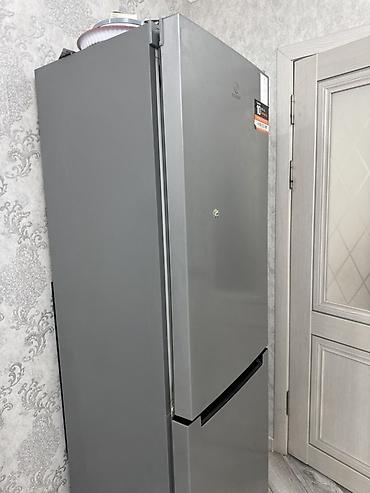 indesit: Холодильник Indesit, двухкамерный, серебристый цвет, нижняя — 5
