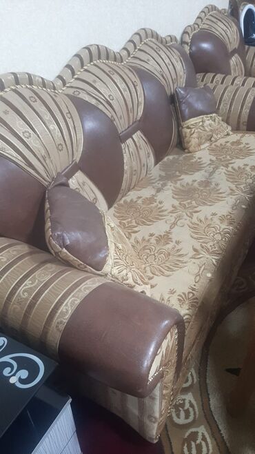 двуспальный диван: Б/у, Диван и кресла, Азербайджан