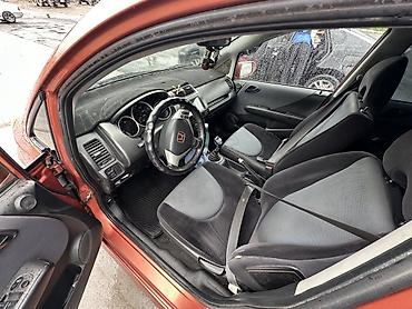 срв 2007: Honda Fit: 2008 г., 1.5 л, Механика, Бензин, Хэтчбэк — 10
