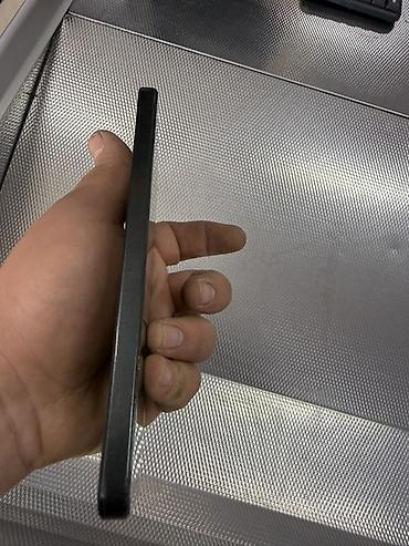 Мобильные телефоны: Xiaomi Redmi smartfon - Rəng: qara, parlaq arxa panel - Arxa kamera — 3