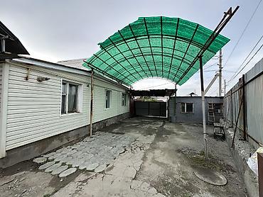 село кут: Срочно срочно Продаю дом,участок для бизнеса. На первом линии 6 соток — 8