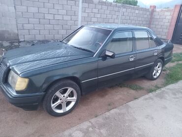 каропка 2108: Mercedes-Benz 230: 1990 г., 2.3 л, Механика, Бензин, Седан