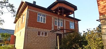 Həyət evləri və villaların satışı: Satılık iki mərtəbəli fərdi ev (mansardlı) Ölçü 14 14 Sənəd kupça -da lalafo.az — 4 Həyət evləri və villaların satışı: Satılık iki mərtəbəli fərdi ev (mansardlı) Ölçü 14 14 Sənəd kupça — 4