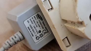 Mobile Phone Chargers: Samsung putni punjač sa fiksnim kablom i evropskim adapterom - — 4