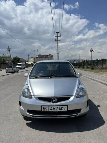 Honda: Honda Fit: 2002 г., 1.3 л, Вариатор, Бензин