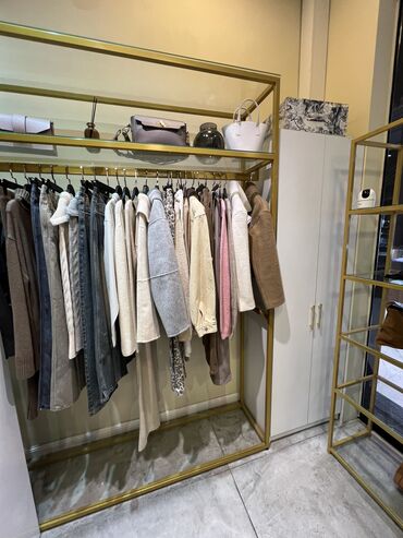 Стеллажи: На заказ изготовим стеллажи, кронштейны, стойки, примерочные со — 16