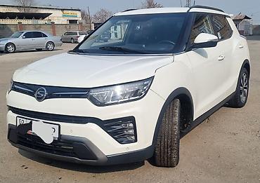 Другие автомобили: Компактный кроссовер в белом цвете. Кузов и экстерьер: - Светодиодные — 12