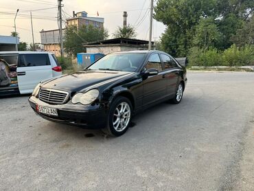 купить мерседес спринтер в европе: Mercedes-Benz C-Class: 2002 г., 2 л, Механика, Бензин, Седан