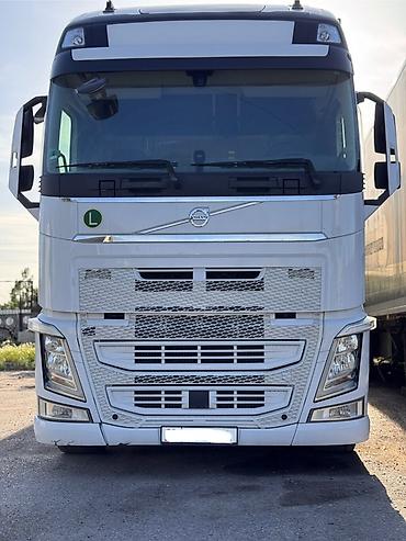 Тягач, Volvo, 2017 г., Тентованный at lalafo.kg Тягач, Volvo, 2017 г., Тентованный