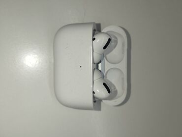 Наушники: Вакуумные, Apple, Б/у, Беспроводные (Bluetooth), Классические