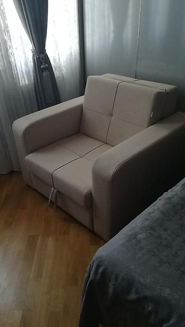 Kreslolar: Yeni, Kreslo-kravat, Parça — 3