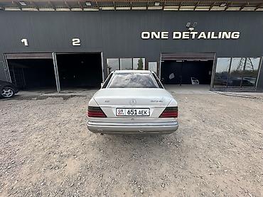 220 mers: Mercedes-Benz W124: 1993 г., 2.2 л, Автомат, Бензин, Седан — 6